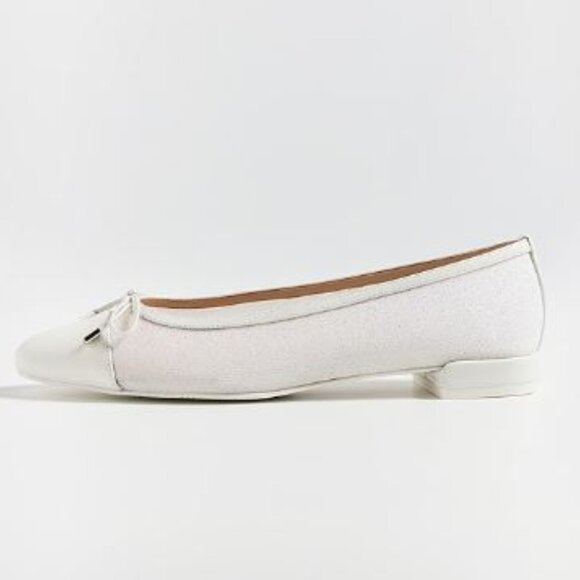 Stuart Weitzman Sleek Bow Flats - Picture 5 of 5